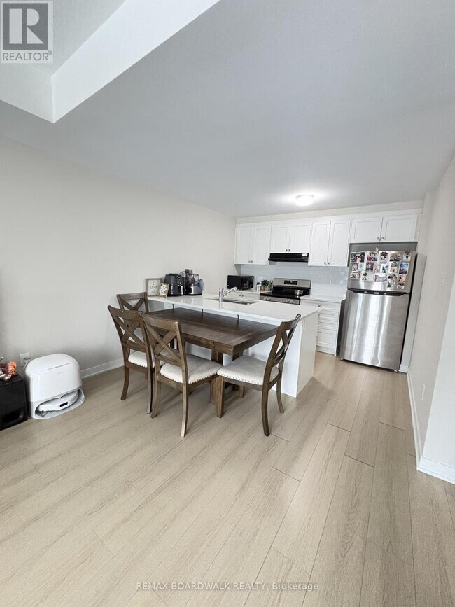 Photo du bâtiment - 43 Pyrite Private