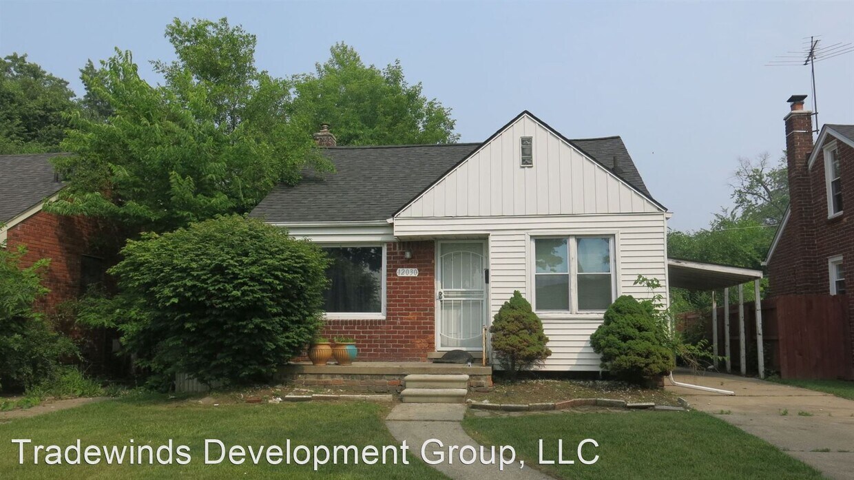 Foto principal - 3 br, 1 bath House - 12030 Duchess