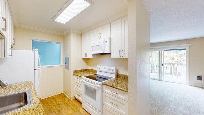 Building Photo - 531 Alameda del Prado