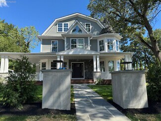 Building Photo - 40 N Main St