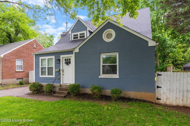 Foto del edificio - 121 N Hubbards Ln