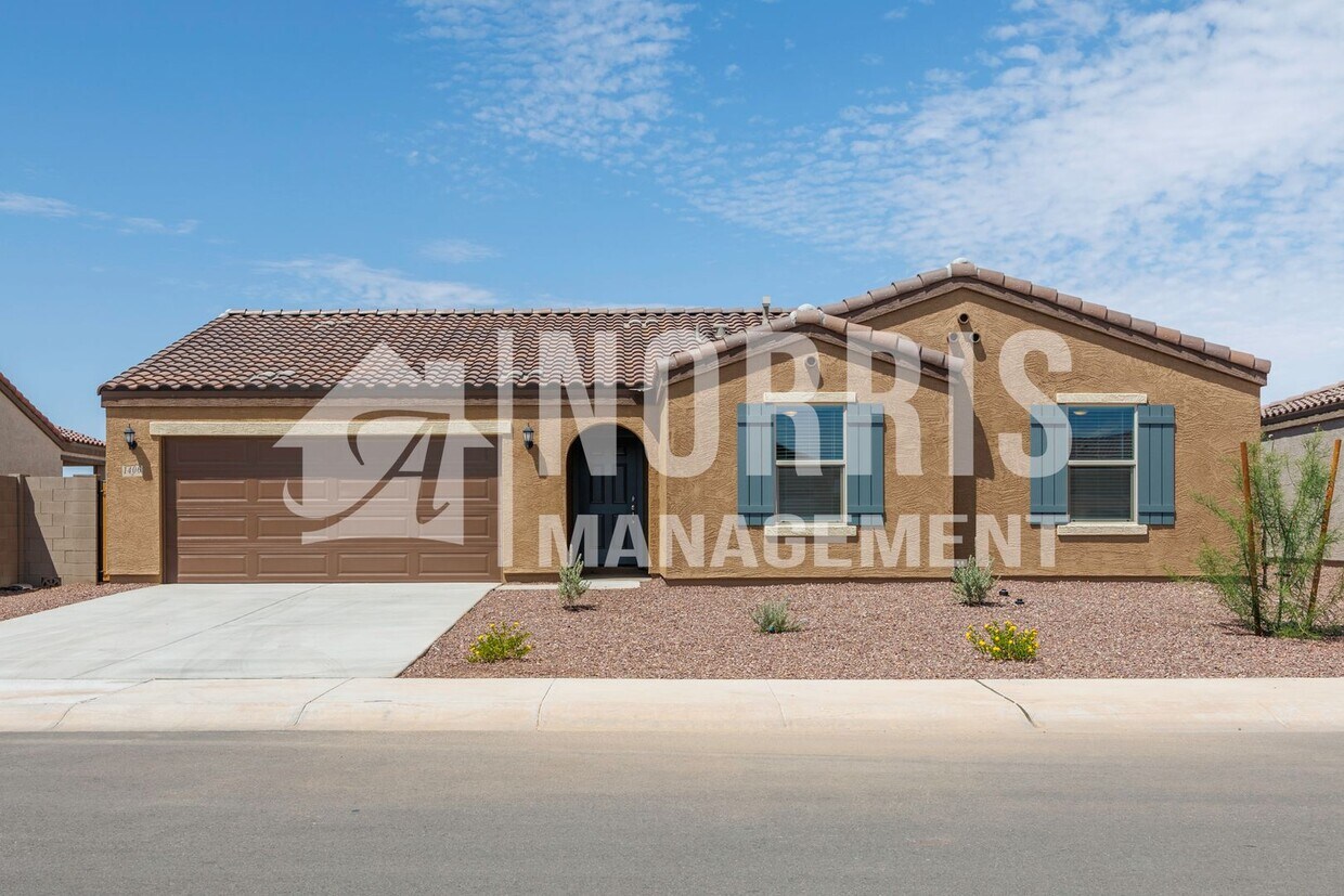 Foto principal - Beautiful Brand New Home with a View
