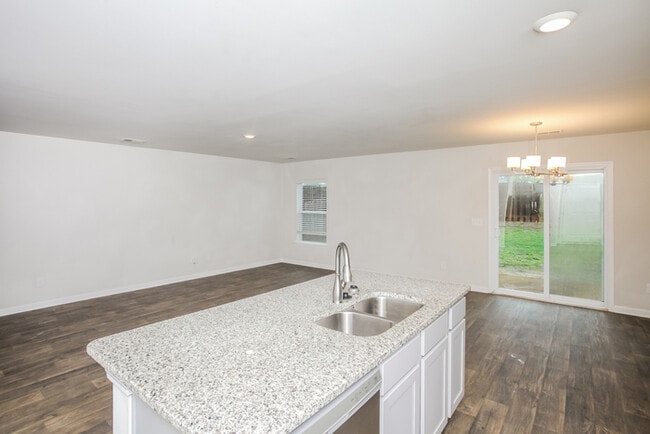 Building Photo - 75 Blue Fescue Way