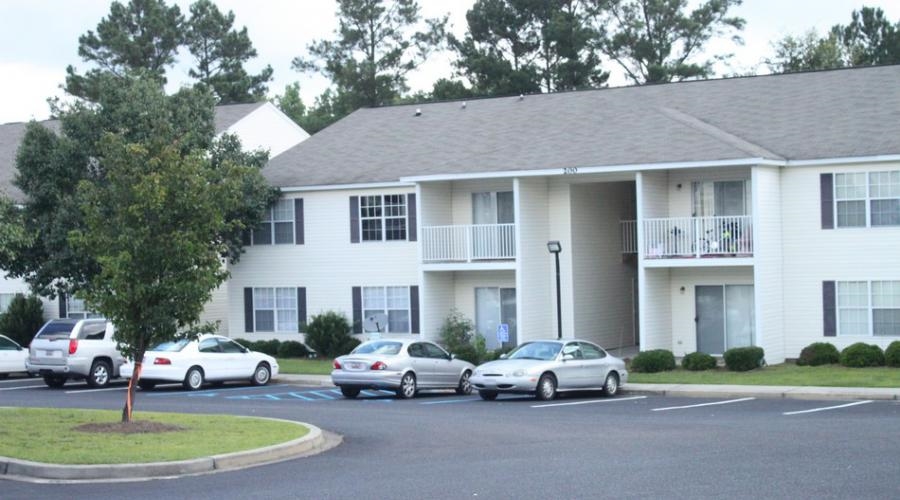 Foto principal - Pine Ridge Apartments