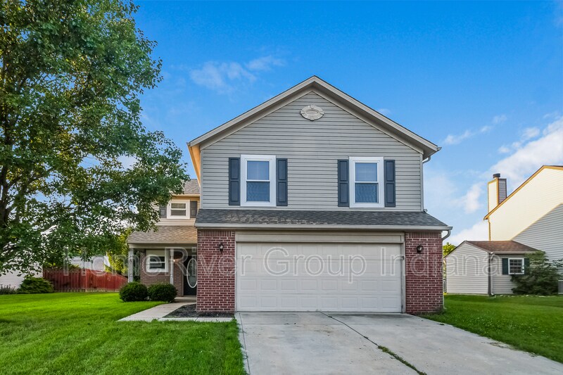 9938 Fountain Cove Drive, Indianapolis, IN 46236 House Rental in