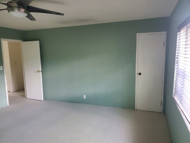 Foto del edificio - 1154 Briarcliff Rd NE