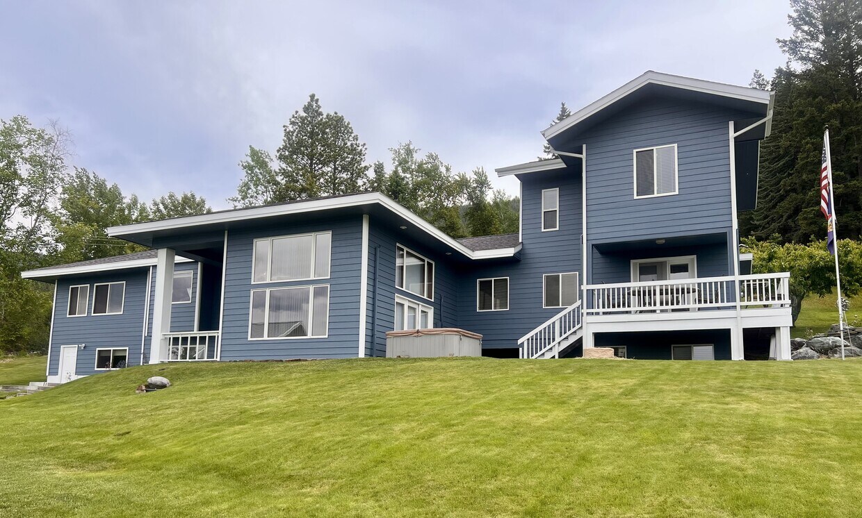 Primary Photo - 31792 Hollyhock Ln