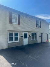 Building Photo - 142 Old Loudon Rd