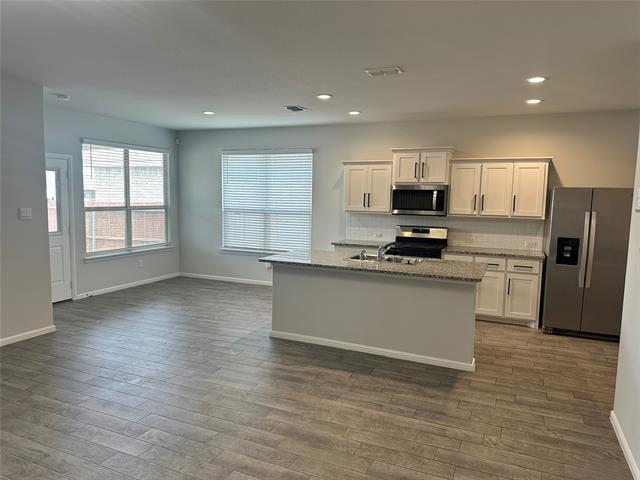 Building Photo - 5228 Petal Mdws Dr