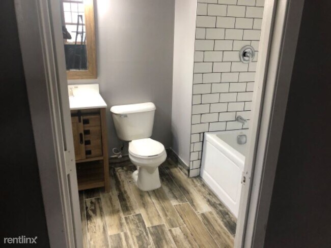 Foto del edificio - 5 br, 3 bath House - 3330 Hillsboro Ave s