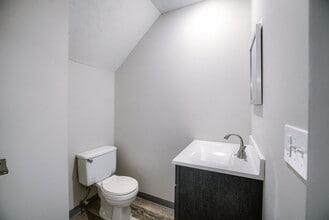 Interior Photo - TOWNHOMES AT MCNAUGHTEN