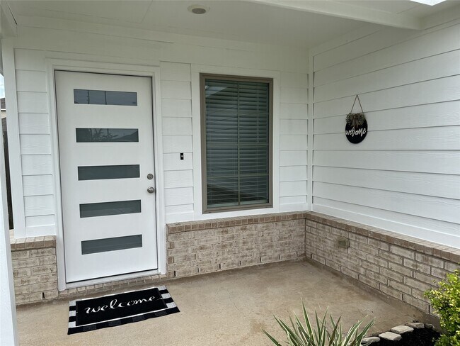 Building Photo - 21618 Lemon Beebrush Ln