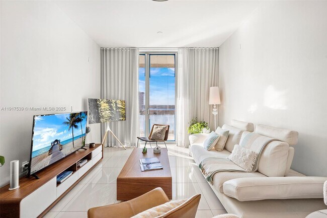 Foto del edificio - 7930 East Dr