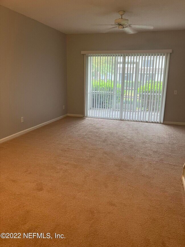 Foto del edificio - 12311 Kensington Lakes Dr