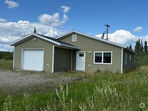 Building Photo - 1245 Groundsel Ave