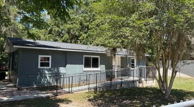 Building Photo - 2836 NE 16th Ave
