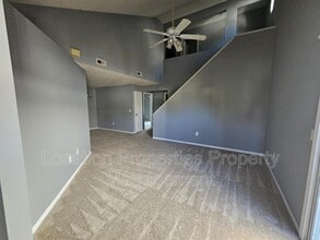 Building Photo - 3923 Overland Dr