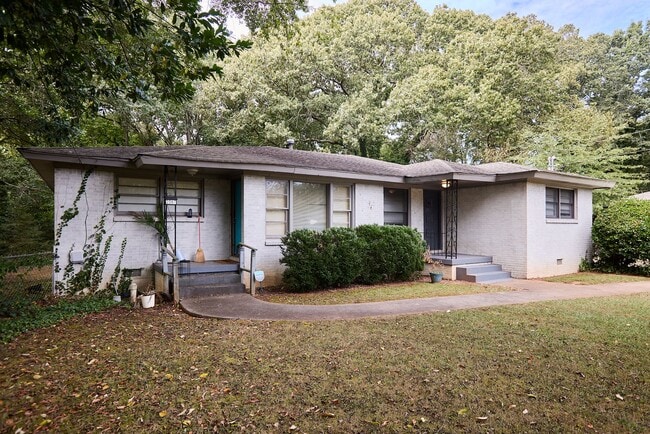 Building Photo - Nettie