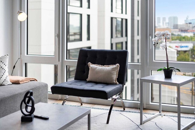 Foto del edificio - 853 W Blackhawk St