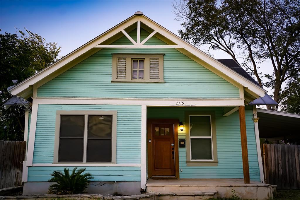 Foto principal - 2715 Monterey St
