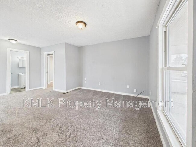 Foto del edificio - 36 23rd St SW