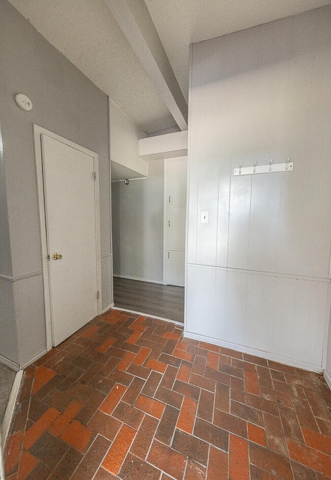 Foto del edificio - 4409 44th St