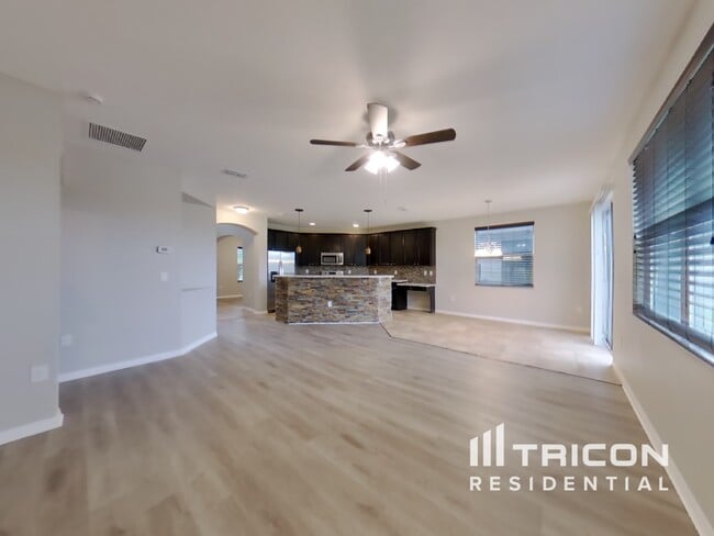 Building Photo - 5095 Brilliance Cir