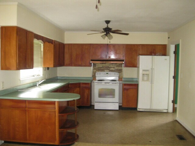 Building Photo - 411 Bonnie St