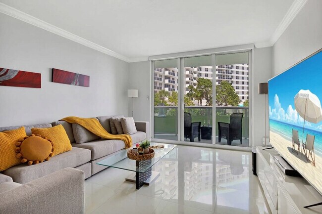 Foto del edificio - 3801 S Ocean Dr