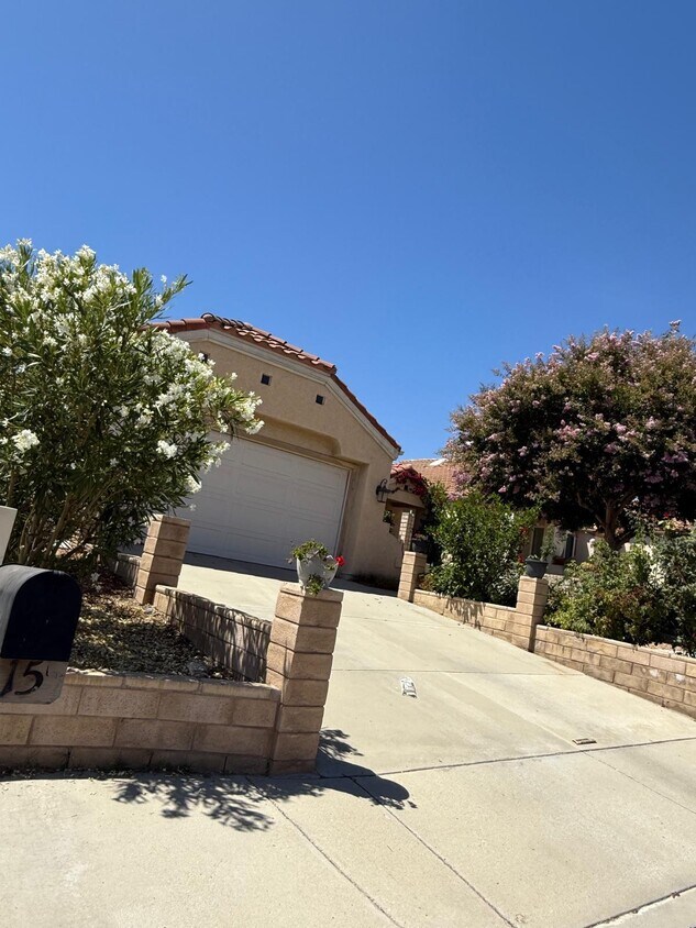 Primary Photo - 2515 Callahan Ave