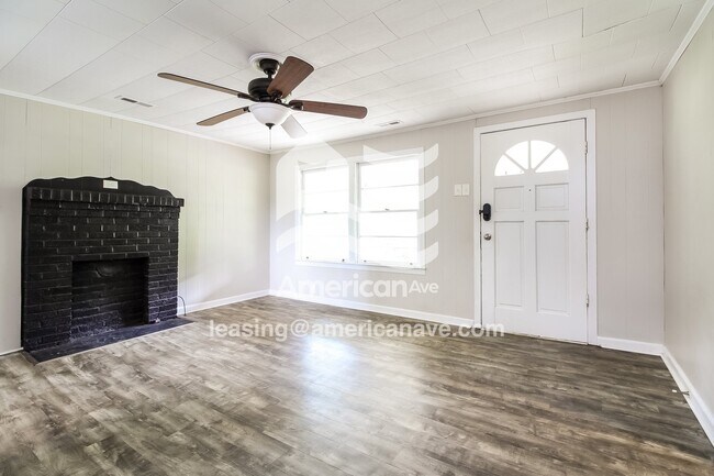 Building Photo - 1711 Holliday Dam Rd