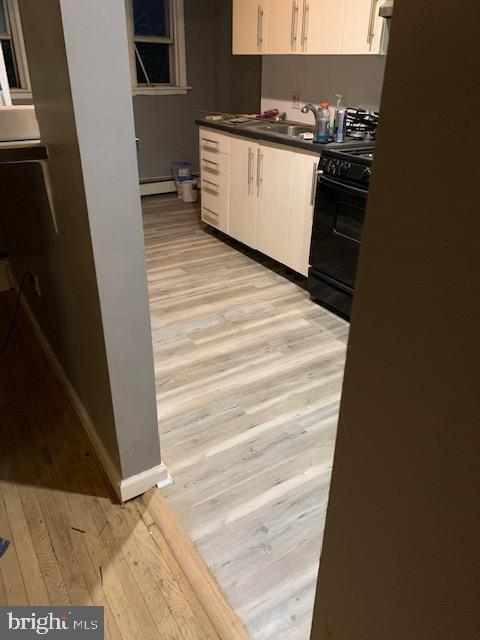 Foto del edificio - 810 E 16th St