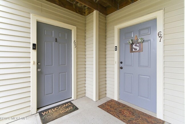 Building Photo - 65 Briarwood Ct