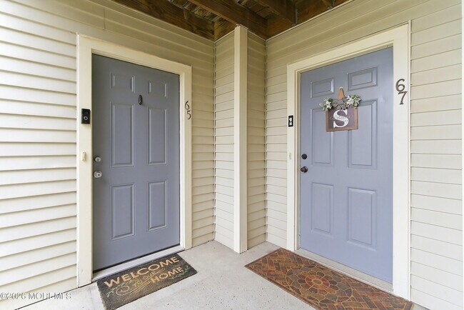 Foto del edificio - 65 Briarwood Ct