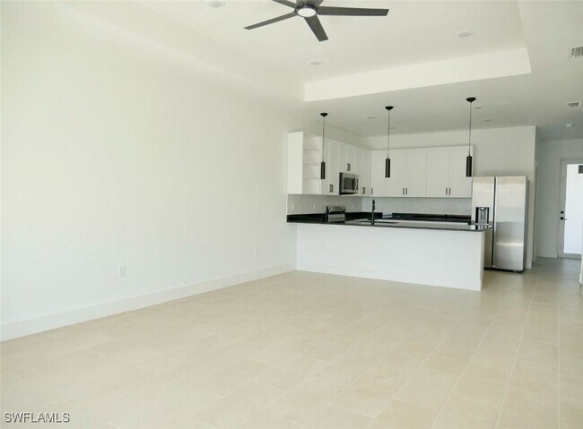 Foto del edificio - 918 Eisenhower Blvd