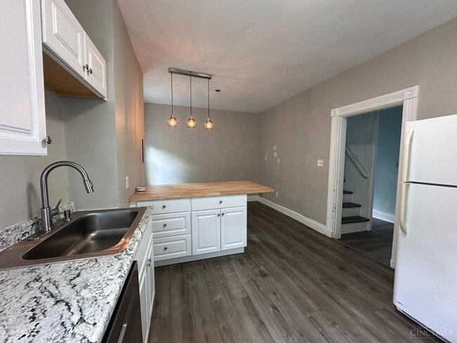 Photo - 623 Riddle Rd Apartment