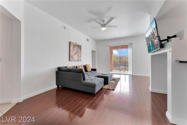 Building Photo - 47 E Agate Ave