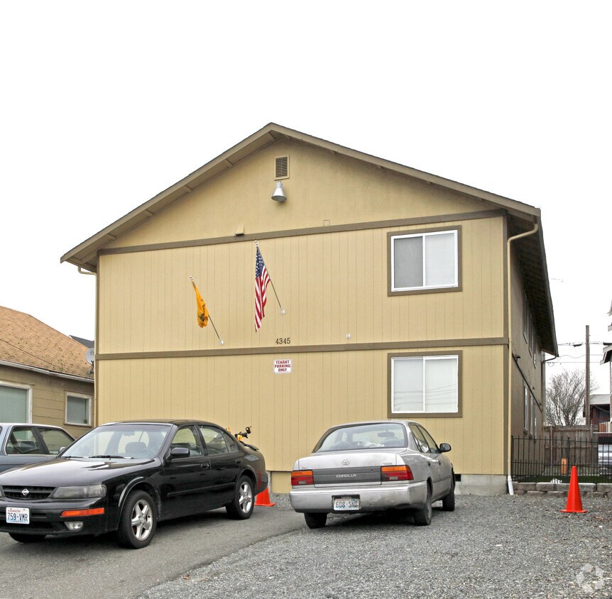 Primary Photo - 4345 S Puget Sound Ave