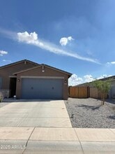 Building Photo - 2609 E San Miguel Dr