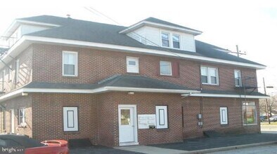 Building Photo - 130 N Broadway