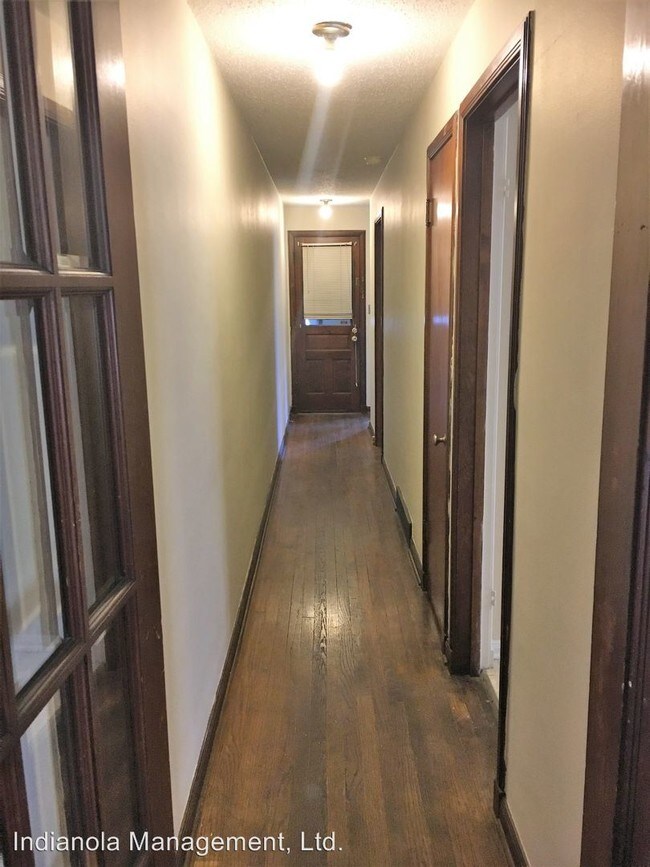Foto del edificio - 3248-3252 Indianola Ave