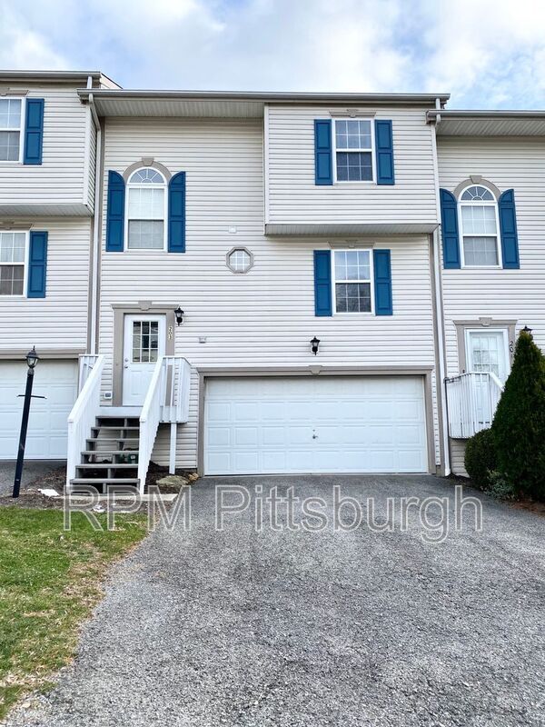 Primary Photo - 203 Scenic Hill Dr