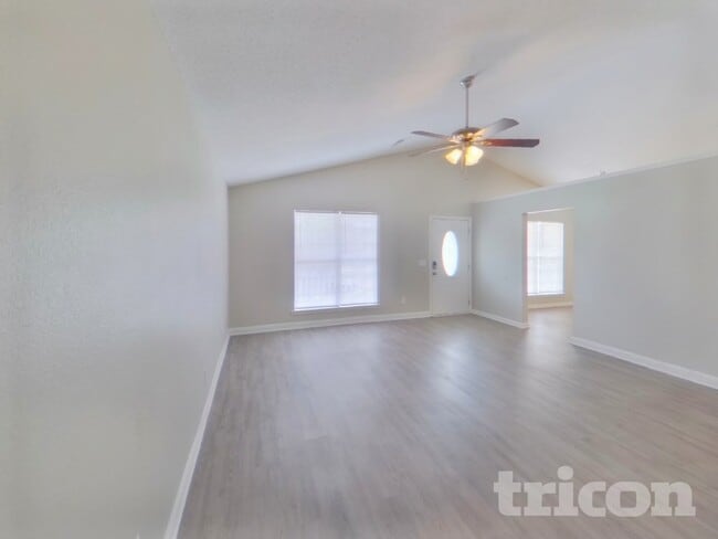 Building Photo - 141 Whixley Ln