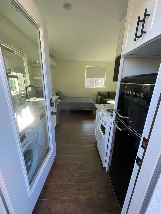 Building Photo - 17432 Covello St