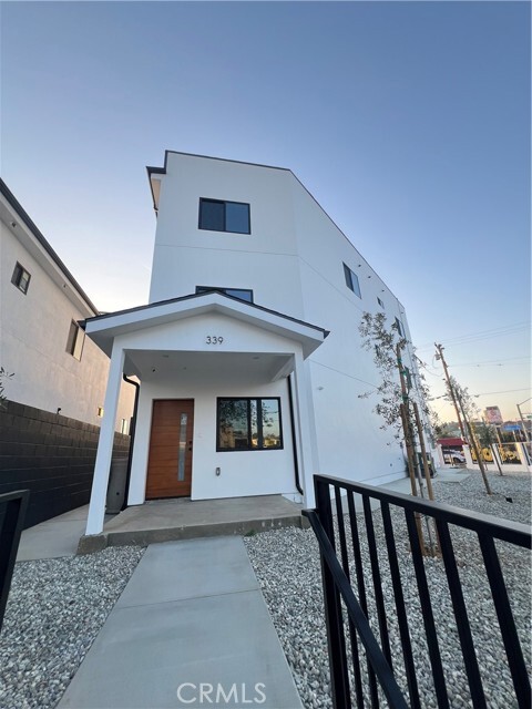 Building Photo - 339 N Eastern Ave