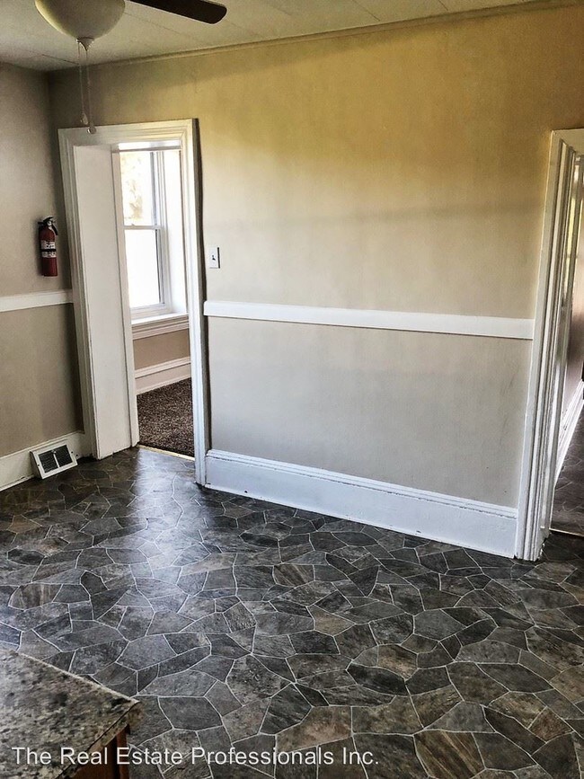 Foto del edificio - 4 br, 1 bath House - 531 W. Main St.
