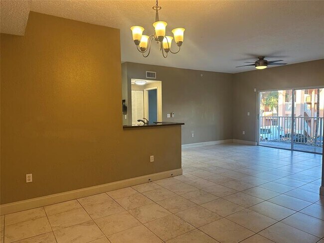 Foto del edificio - 6928 SW 39th St