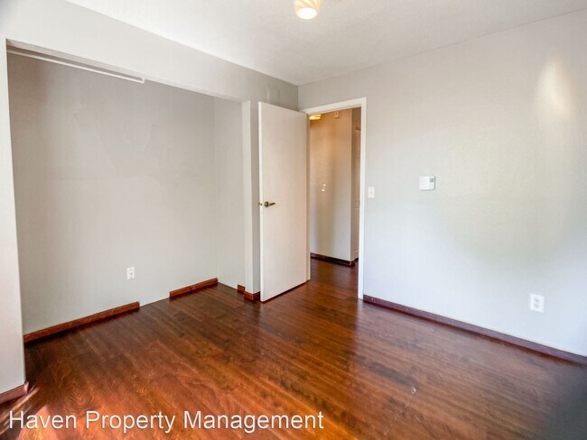Building Photo - 2 br, 2 bath House - 1002 S 312th St #133
