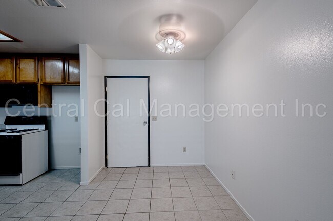 Foto del edificio - 4201 Kilterbury Ln