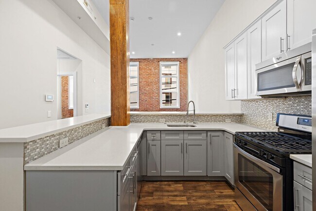 Foto del edificio - 6200 Hudson Ave